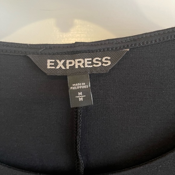 Express Dress with 3/4 Sleeves and Zippers - Picture 3 of 5